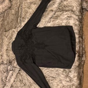 Roar button up long skeeve